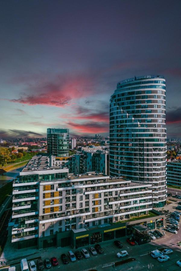 Panorama Capital Black Rzeszow Luaran gambar